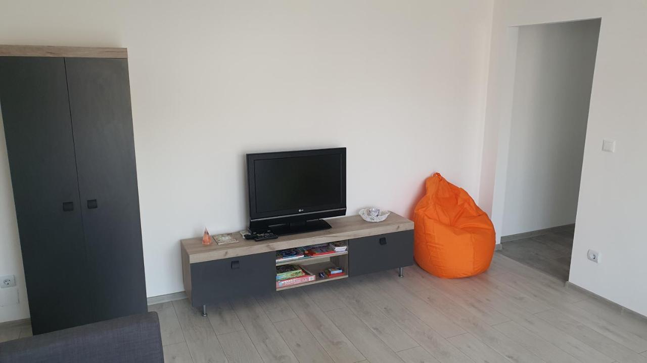 Apartamento Fim Apartament Hunedoara Exterior foto
